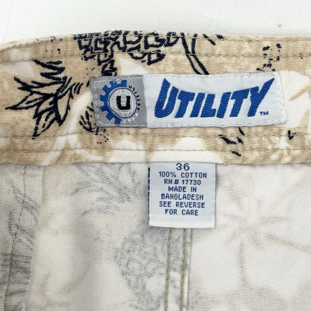 Mens Y2K Hawaiian Print Relaxed Cargo Shorts 36 Surfer Skater Floral Preppy Tiki